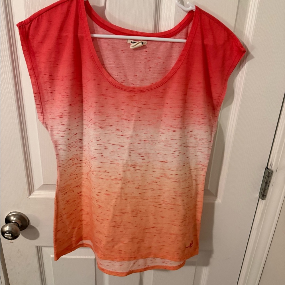 Levi's Women's Red and Orange Gradient Tee